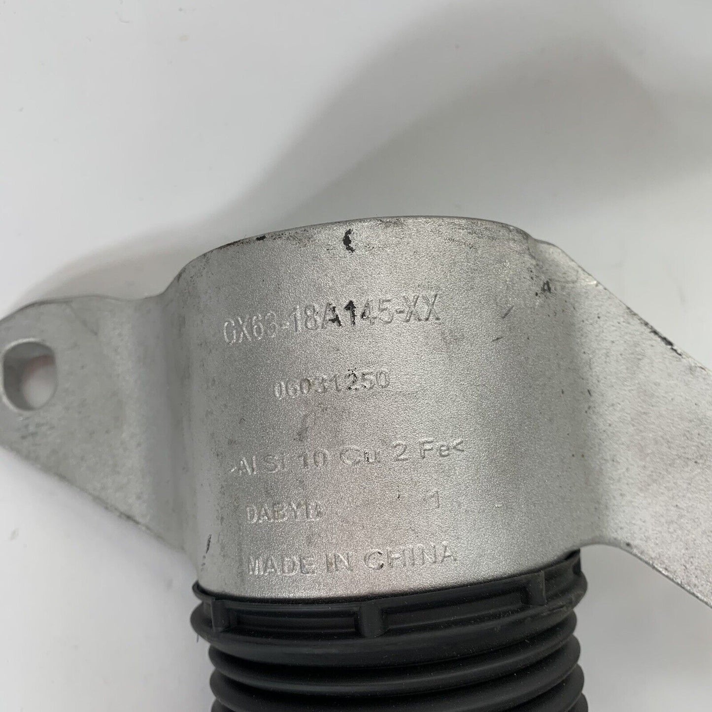 Genuine Pair Jaguar Xf X260 Left Right Hand Rear Shock Absorbers