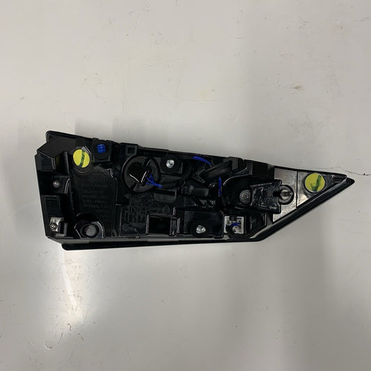 Genuine Nissan Qashqai J12 Off Side Right Hand Rear Tailgate Light 26550HN21A