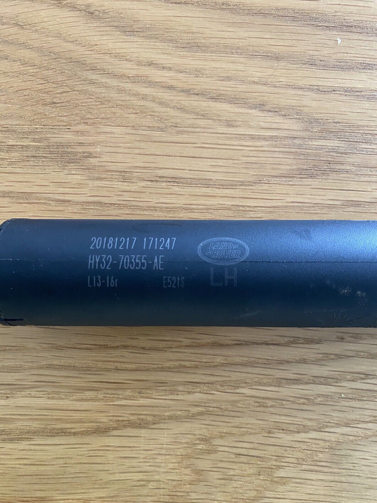 New Genuine Land Rover Discovery 5 Powered Handsfree LH Tailgate Strut LR126177