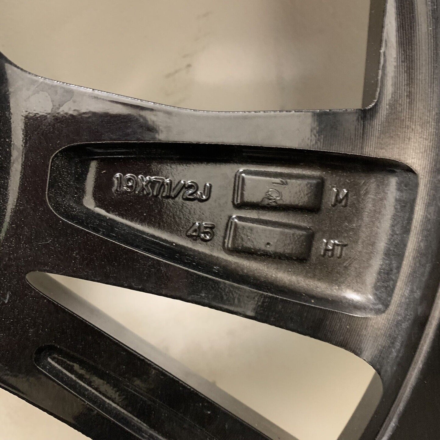 Genuine Nissan Qashqai 19” Alloy Wheel and Tyre