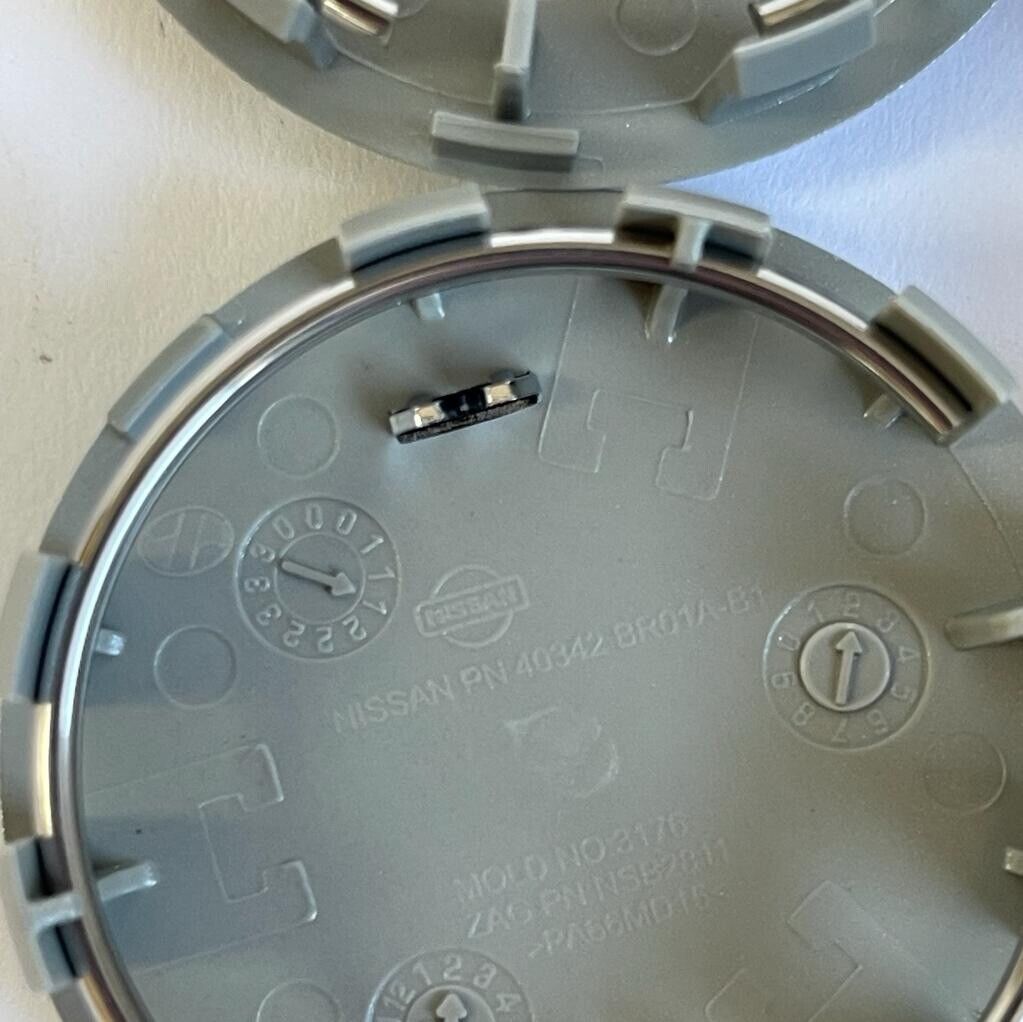 New Genuine Nissan Micra Alloy Wheel Centre Cap Chrome 40342BR01A