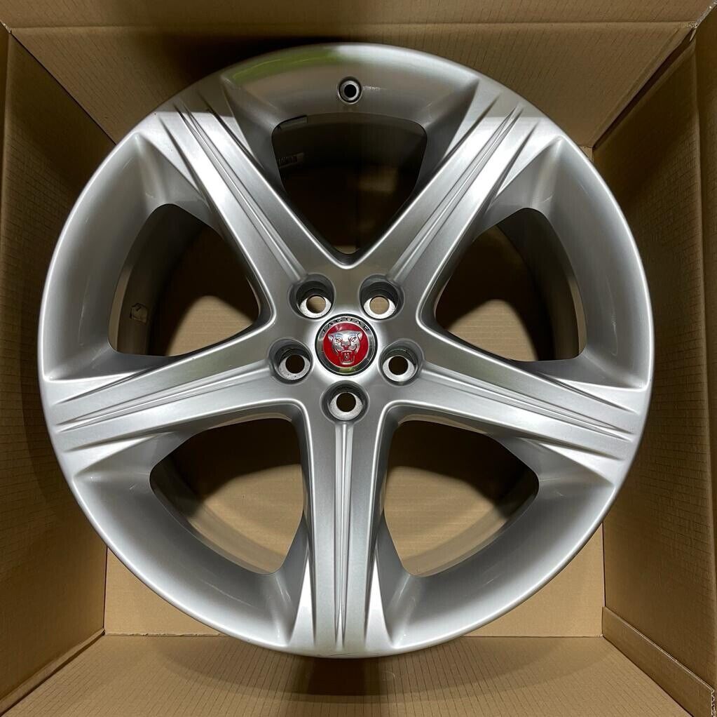 Genuine Jaguar XK 20" Rear Takoba Alloy Wheel ( 9.5j X 20-46) C2P19372