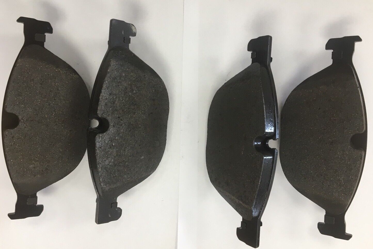 Brand New Genuine Jaguar F TYPE Front Brake Pads Kit T2R22312
