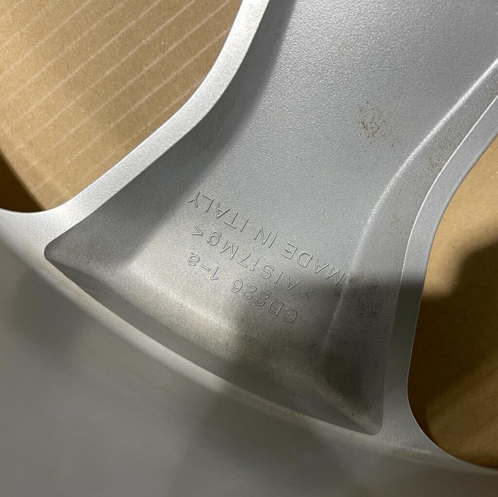 Genuine Jaguar XK 20" Rear Takoba Alloy Wheel ( 9.5j X 20-46) C2P19372