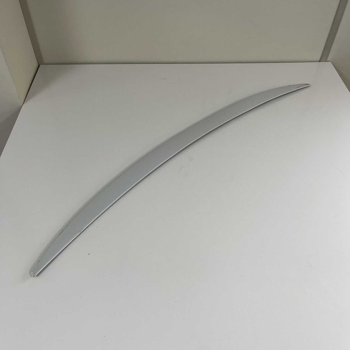 Genuine Jaguar XE X760 Standard Rear Spoiler | Glacier White Nak