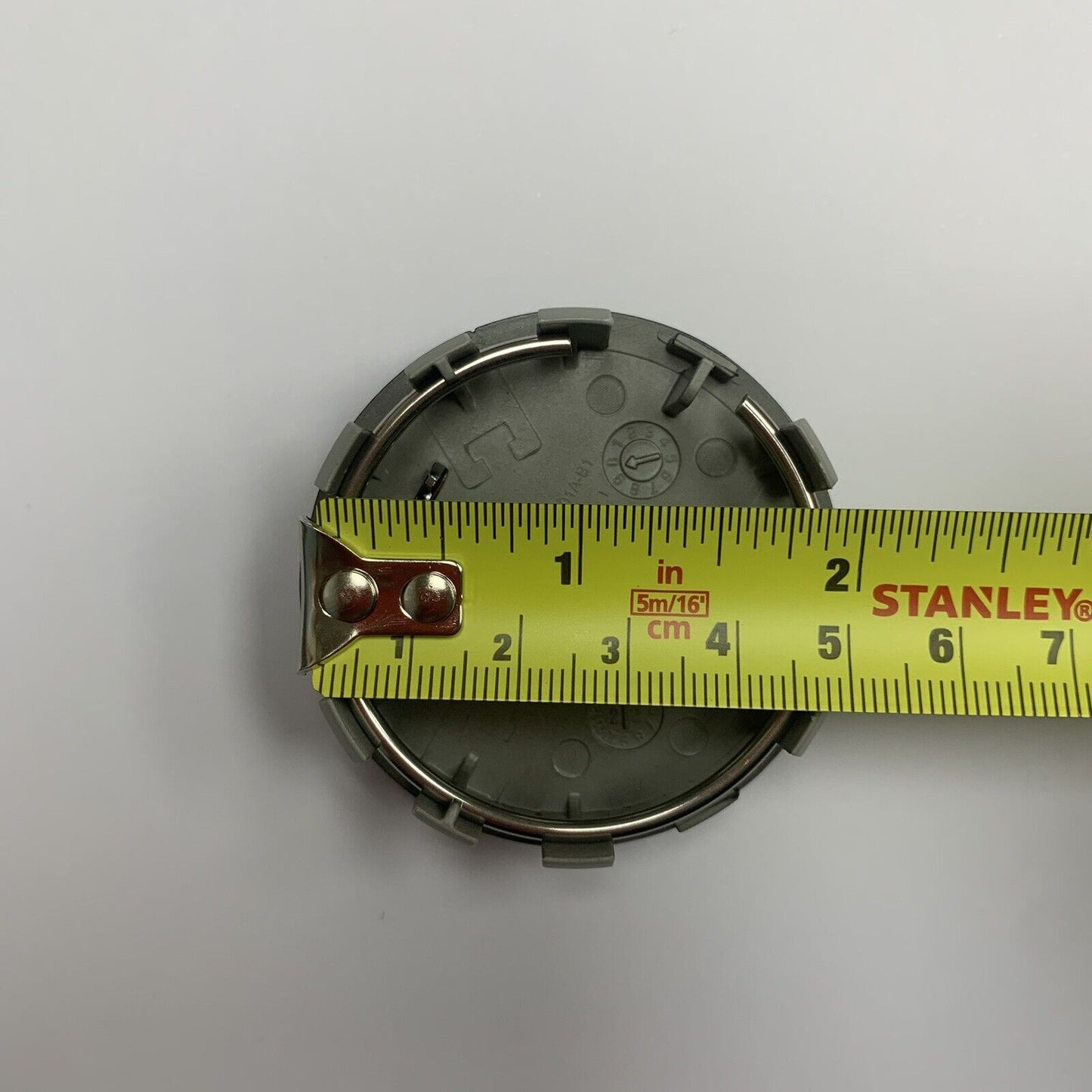 New Genuine Nissan Juke Micra Note Alloy Wheel Black 50mm Centre Cap 40342BR02A