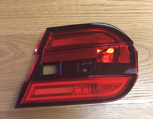 Jaguar XF X250 Boot lid Trunk light Right Side Offside C2Z12876 CX2315K272AA