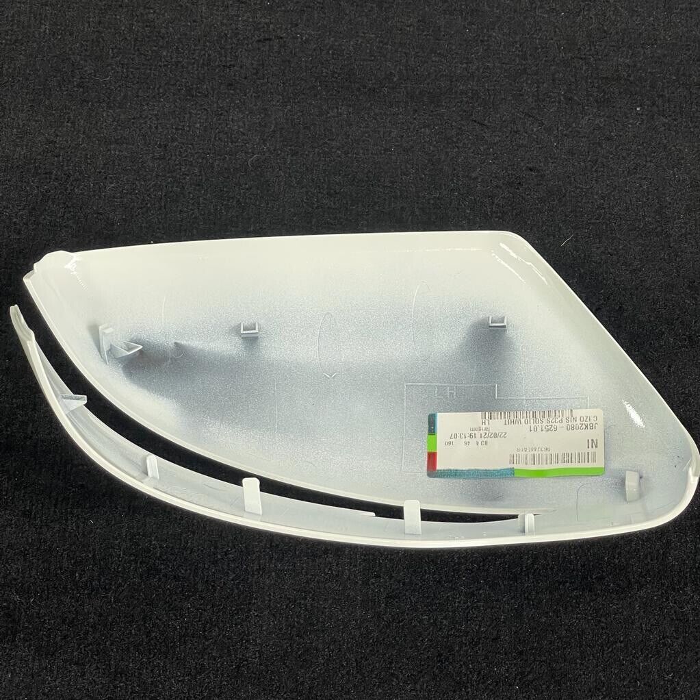 Genuine 2019 Nissan Qashqai Left Hand Near Side Solid White Door Mirror Cover