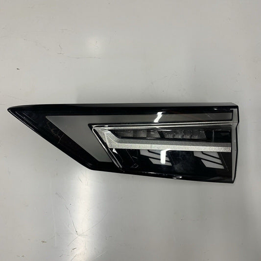 Genuine Nissan Qashqai J12 Off Side Right Hand Rear Tailgate Light 26550HN27A