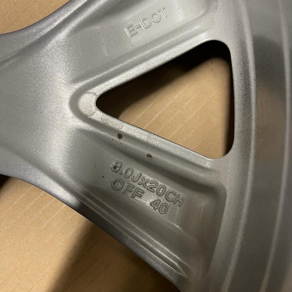 Genuine Land Rover Range Rover Evoque 20” Atari Alloy Wheel Lr114524