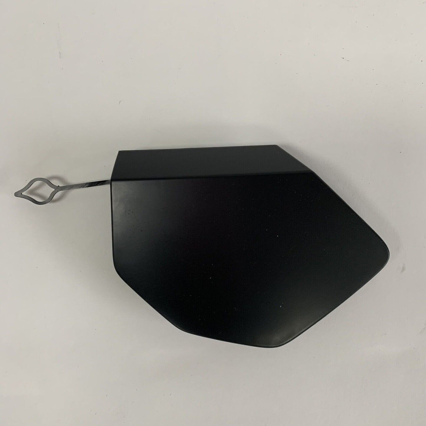 Genuine Nissan Qashqai 2017 Towing Eye Cover Front Bumper 622A0HV00ARP