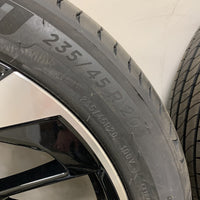 Genuine Set Of Nissan Qashqai 20" Alloy Wheels and Tyres