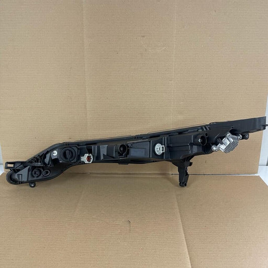 Genuine Nissan Juke Right Offside Headlight Driver Side Headlamp 261206pa0a