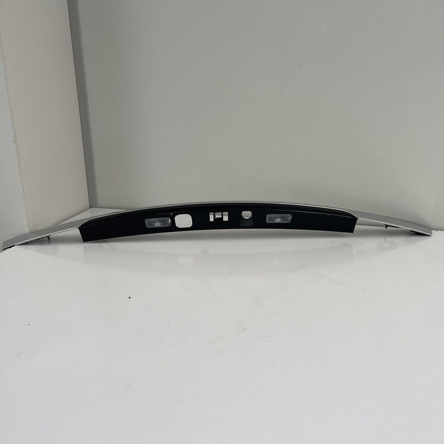 Genuine Jaguar XF X250 Chrome And Black  Boot Plinth With Lights