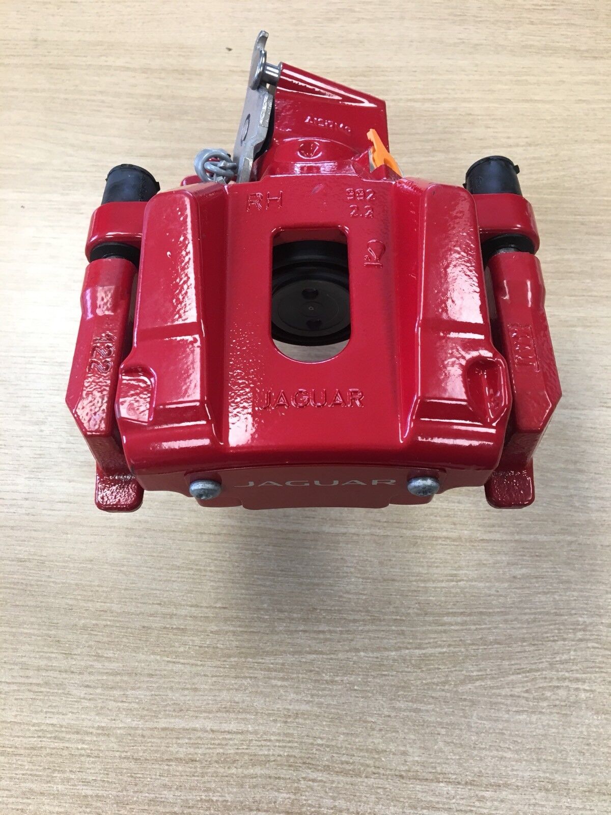 Genuine Jaguar XF, XK, XJ Rear Brake Calliper Housing Red RH C2D39490