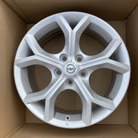 New Genuine Set Of 4 Nissan Juke 17" Silver Alloy Wheels 7J 35 off 403006PA1A