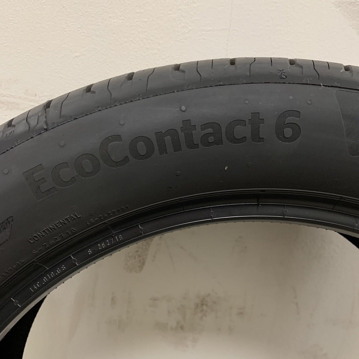 235/50 R19 99V Continental Eco Contact 6 Full Tread