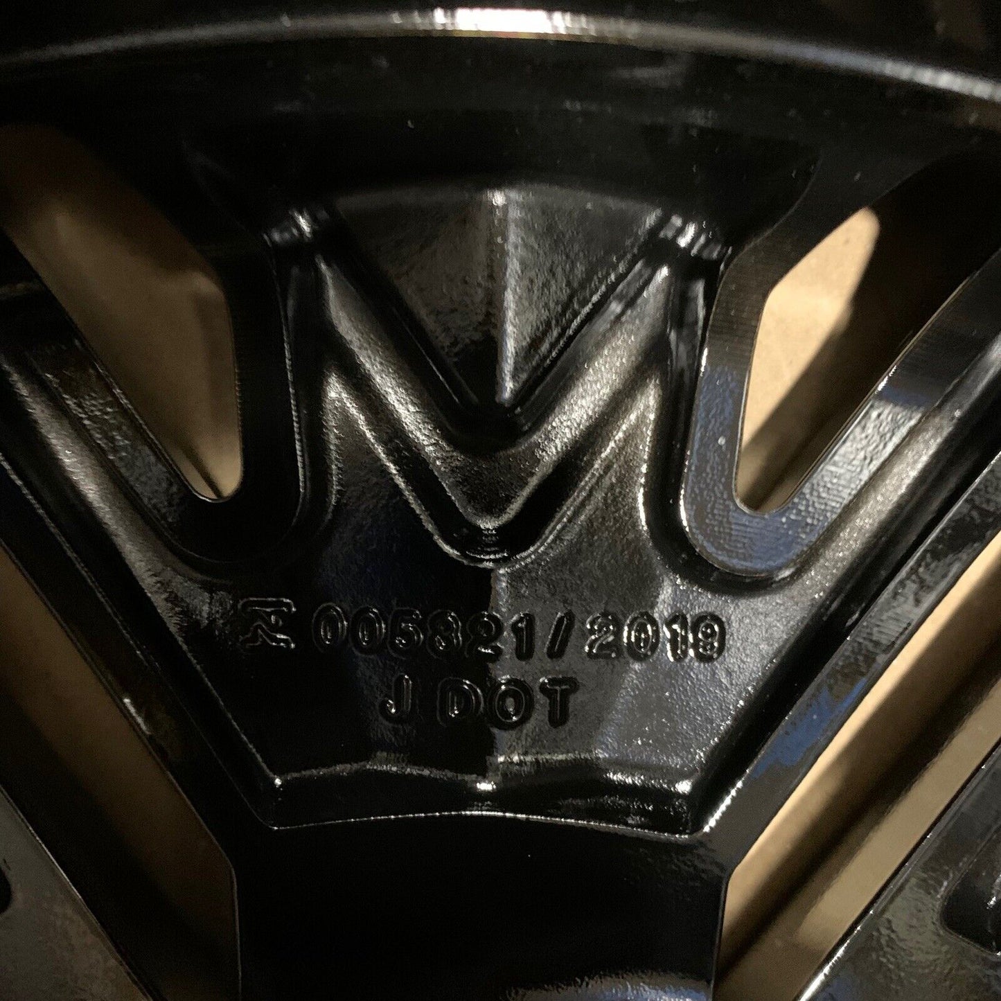 Genuine Nissan Leaf 17" Alloy Wheels diamond Cut Gloss Black 6.5J 45