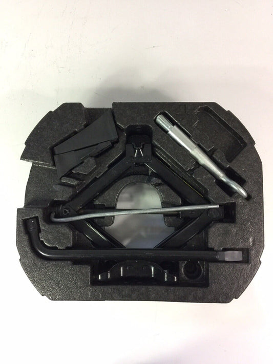 Genuine Jaguar xf x250 Jack Kit And Foam Surround | Jack & Wheel Brace Tow Eye