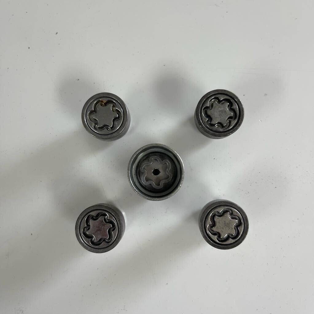 Genuine Set Of 4 Nissan Navara Locking Wheel Nut Set  And Key Letter J