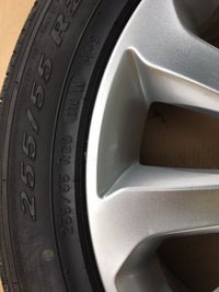 Genuine 20” Range Rover Alloy Wheel & Pirelli Tyre Style B LR037745 DG 17