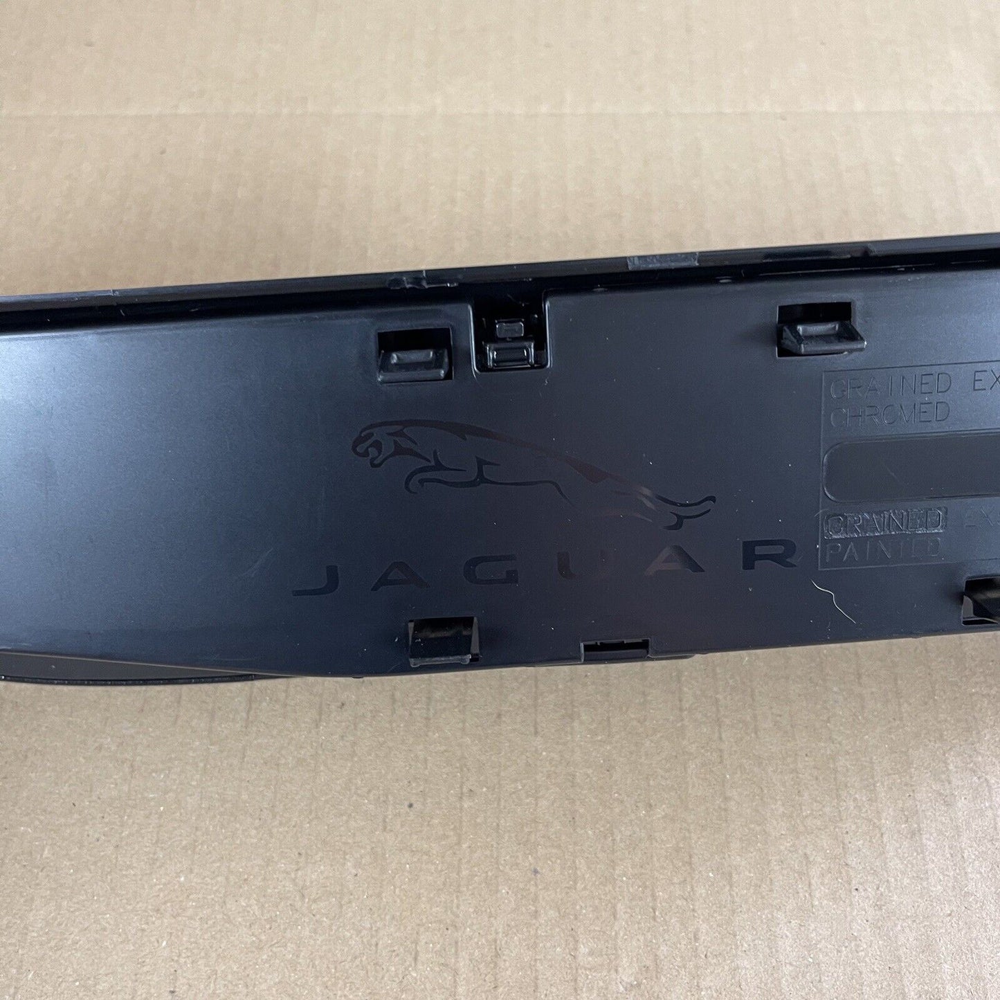 Genuine JAGUAR RH F type Gloss Black Wing VENT Off Side Vent Finisher T2R15225