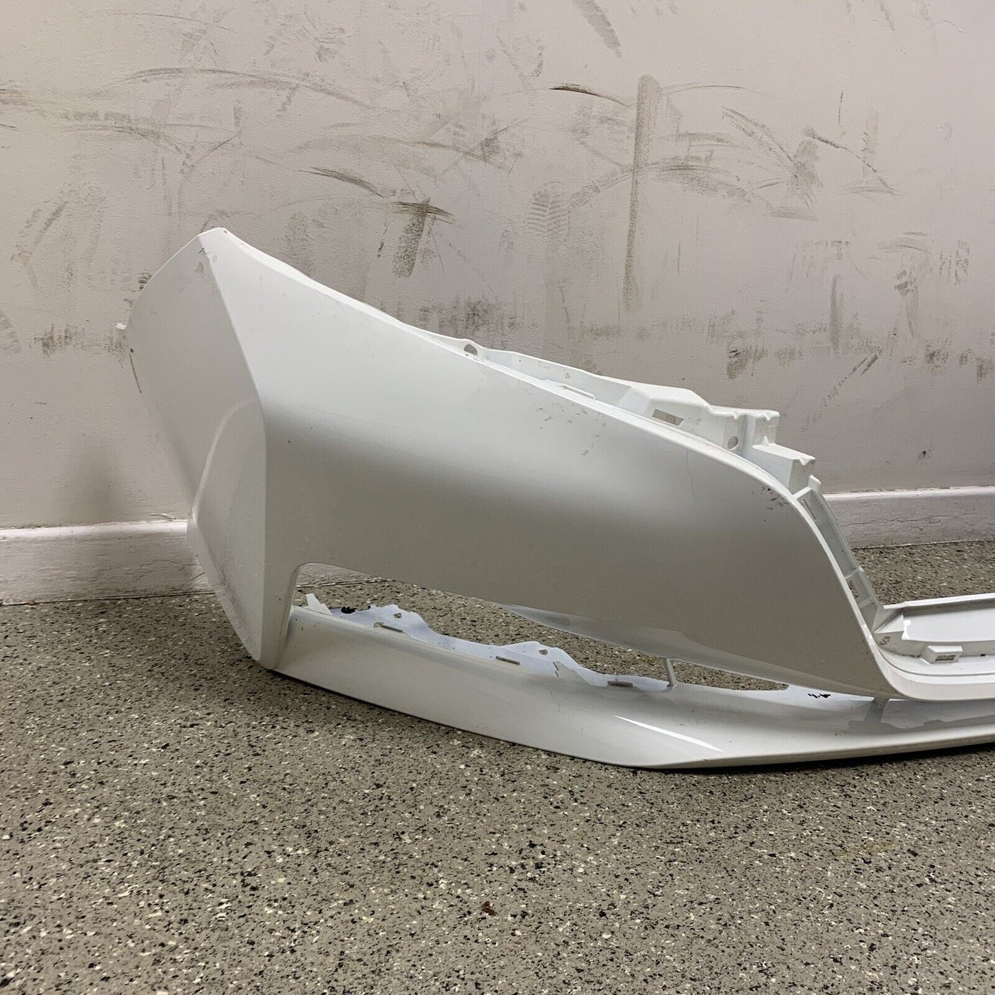 GENUINE NISSAN LEAF FRONT BUMPER
