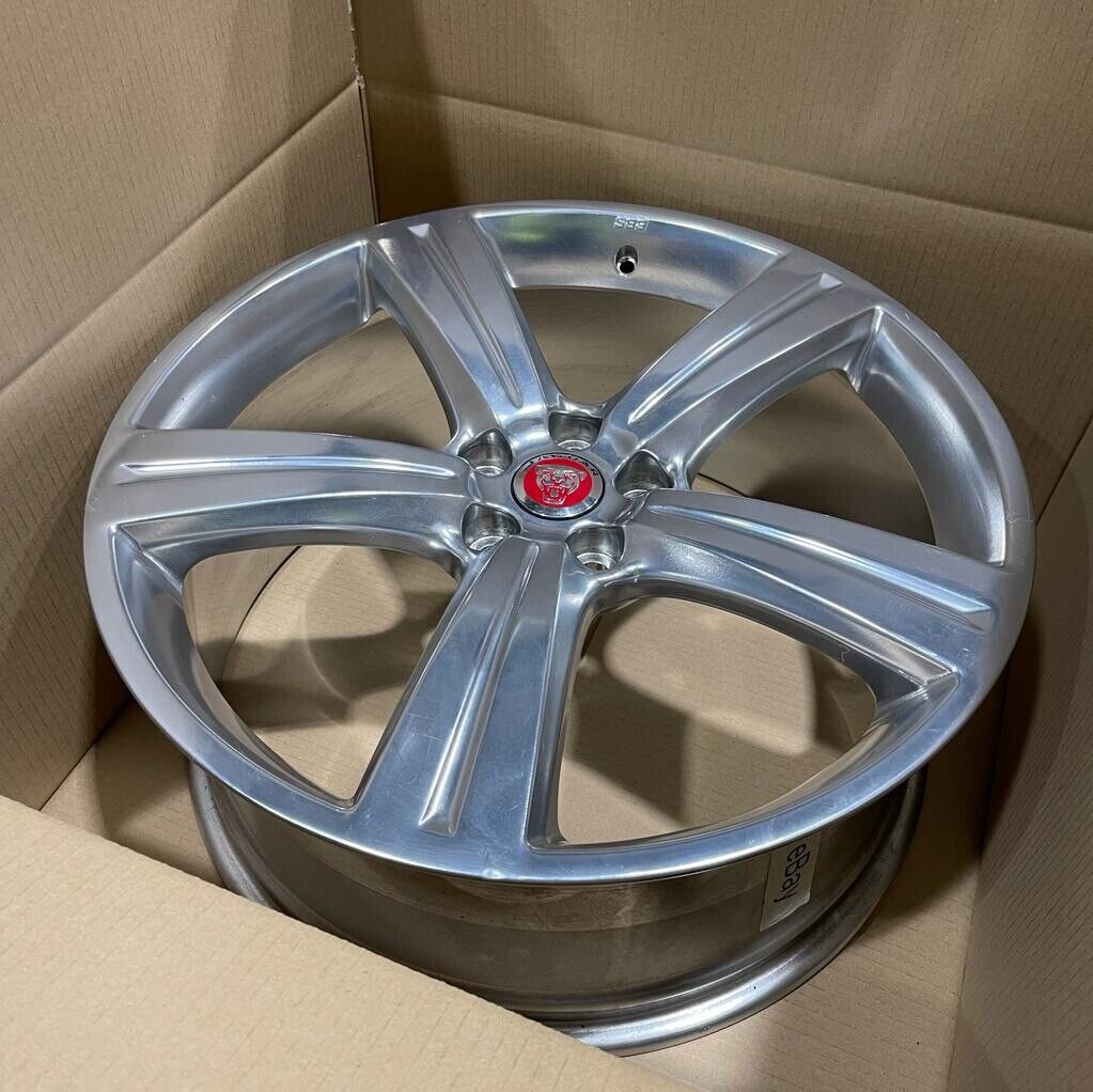 Genuine Jaguar XK Xkr 20" Front Cremona 8.5J X 20” Polished SilverC2P10530