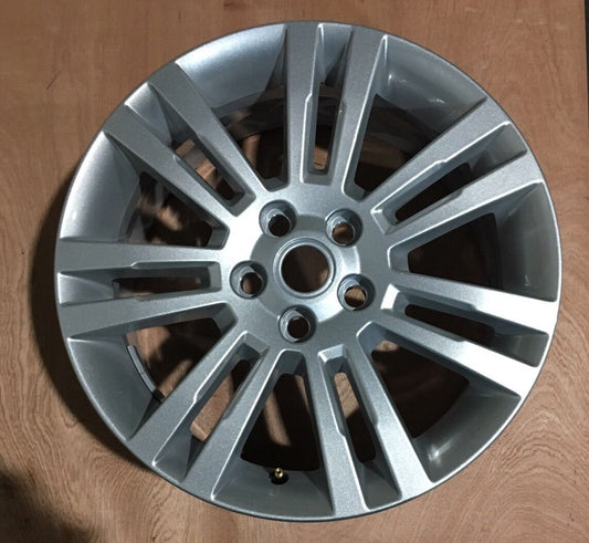 Genuine Discovery 3/4 19" Silver Alloy Wheel 8Jx19x53