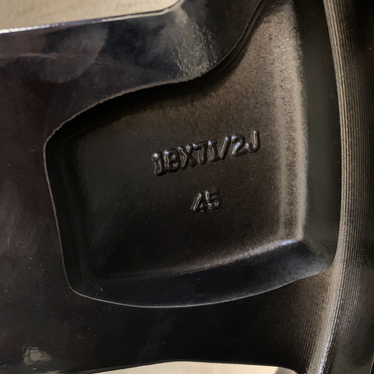 Genuine Set Of Nissan Qashqai 18" Black Alloy Wheels and Tyres