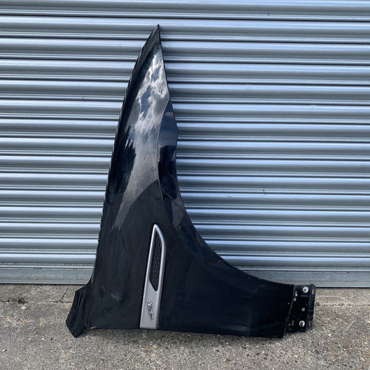 Genuine Jaguar F Pace X761 Right Drivers Side  Wing OS Front Wing