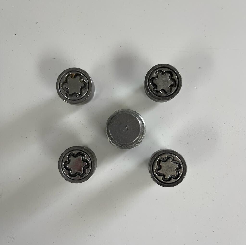 Genuine Set Of 4 Nissan Navara Locking Wheel Nut Set  And Key Letter J