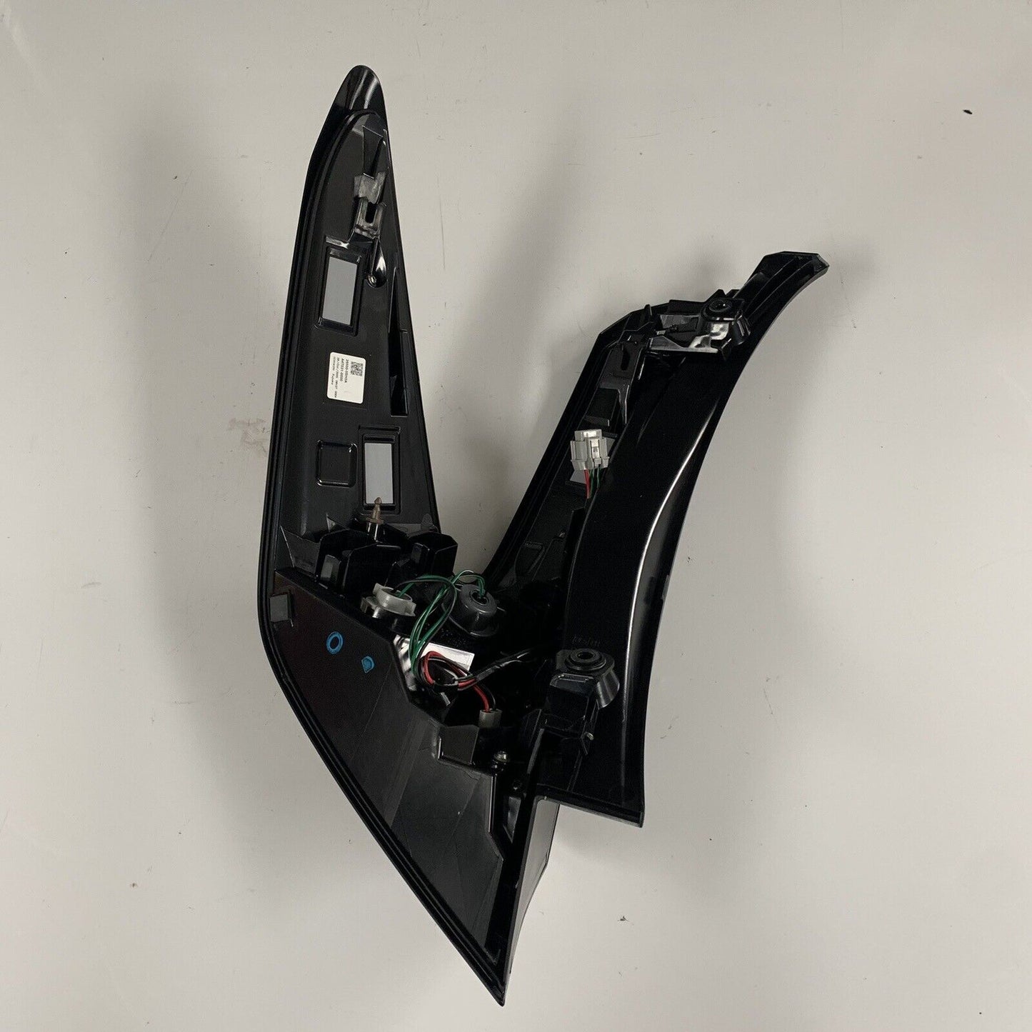 New Genuine Nissan Leaf Rear Light Right  Side 2655505SH1C