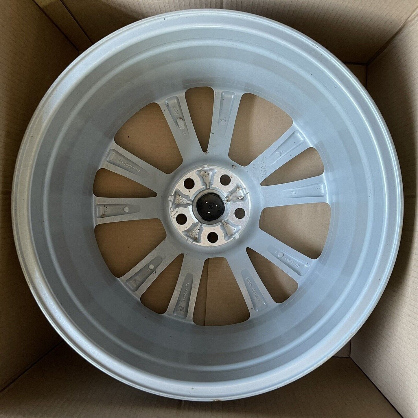 Jaguar Front  Tamana 19” XK  Alloy Wheel 8.5Jx19 Offset 49 C2p12619 9w83-1007-ab