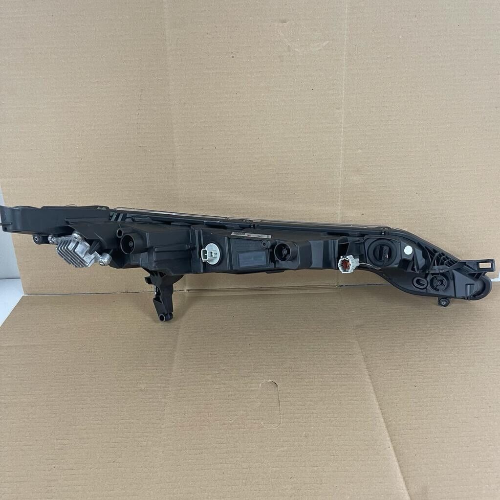 Genuine Nissan Juke Left Nearside Headlight Passenger Side Headlamp 261256pa0a