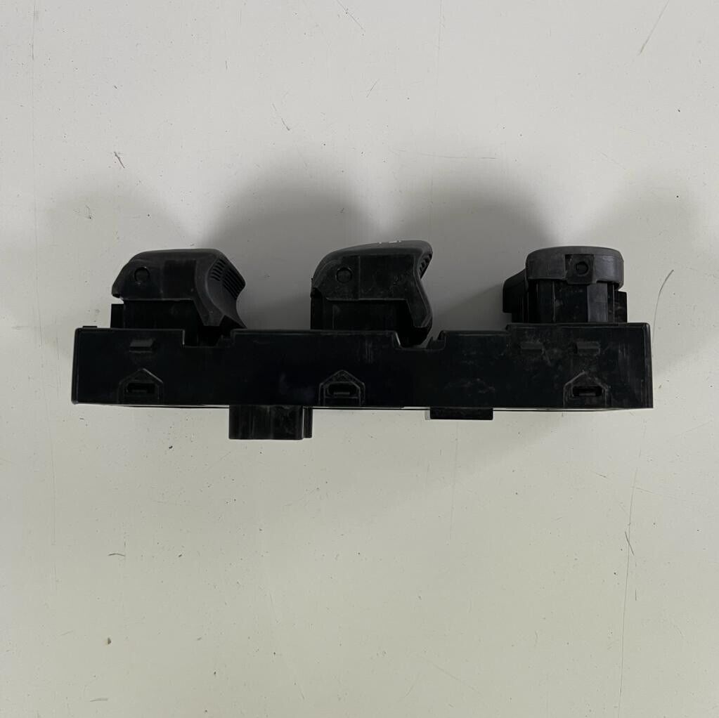 New Genuine Nissan Qashqai Window Control Switch Driver 25401 HV02AV