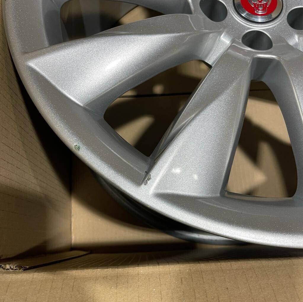 Genuine Jaguar F-Type 20” Turbine Alloy Wheel Silver 10.5J T2R1866