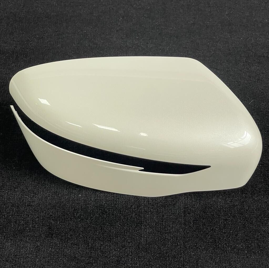 Genuine 2016 Nissan Qashqai Right Hand Off Side Pearl White Door Mirror Cover