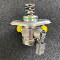 Genuine Mercedes Petrol High Pressure Fuel Pump A2820700001