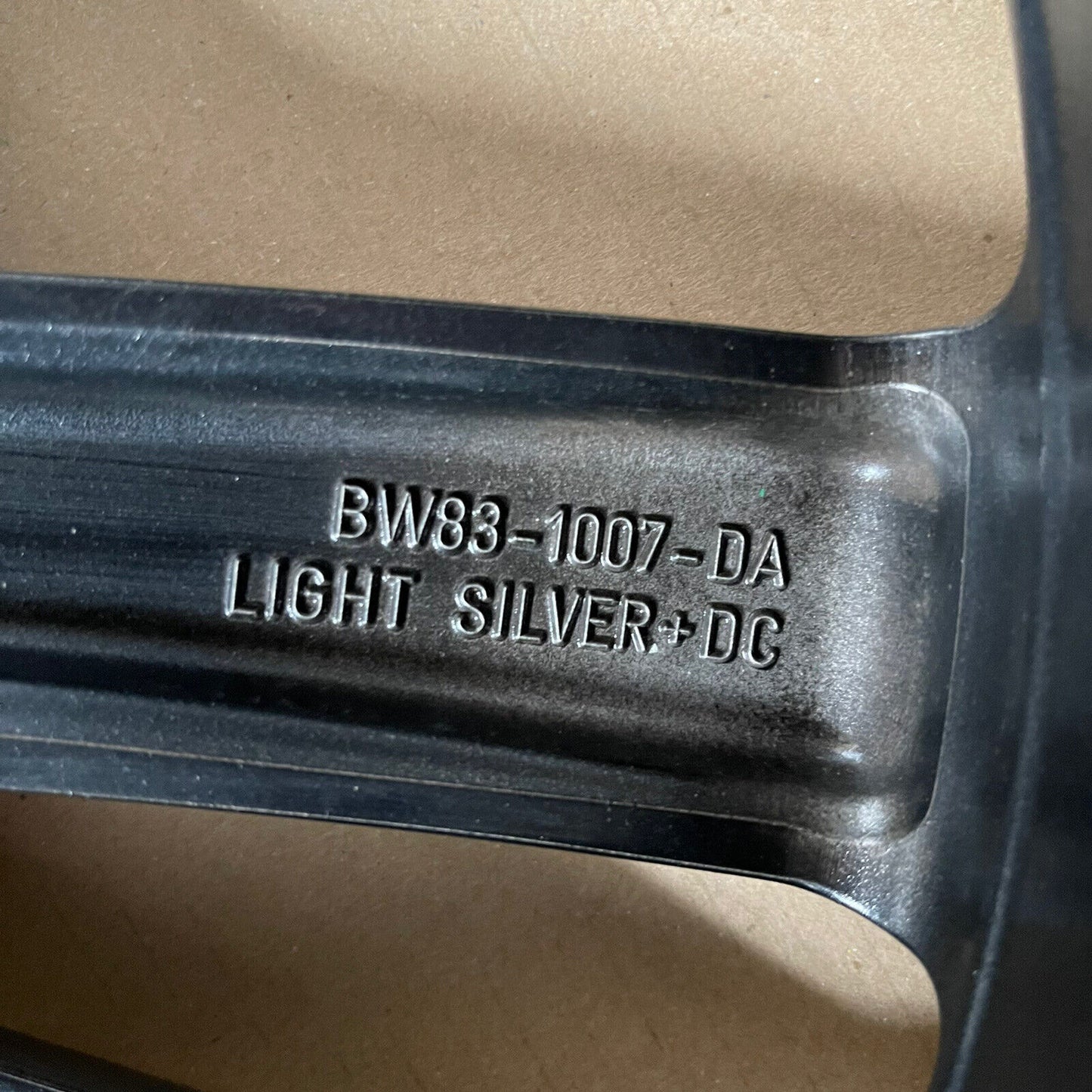 Genuine Jaguar 20" XJ351 Venom Alloy Wheel Grey & Diamond Cut 10jx20 Offset 46mm