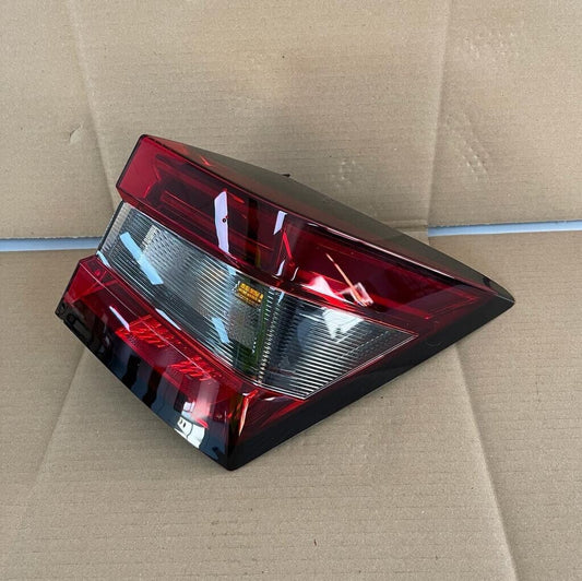 Genuine Nissan Juke Off Side Right Hand Rear Light