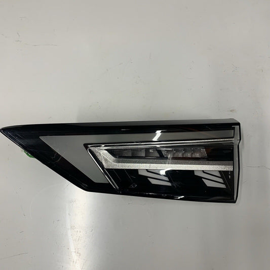 Genuine Nissan Qashqai J12 Off Side Right Hand Rear Tailgate Light 26550HN26A