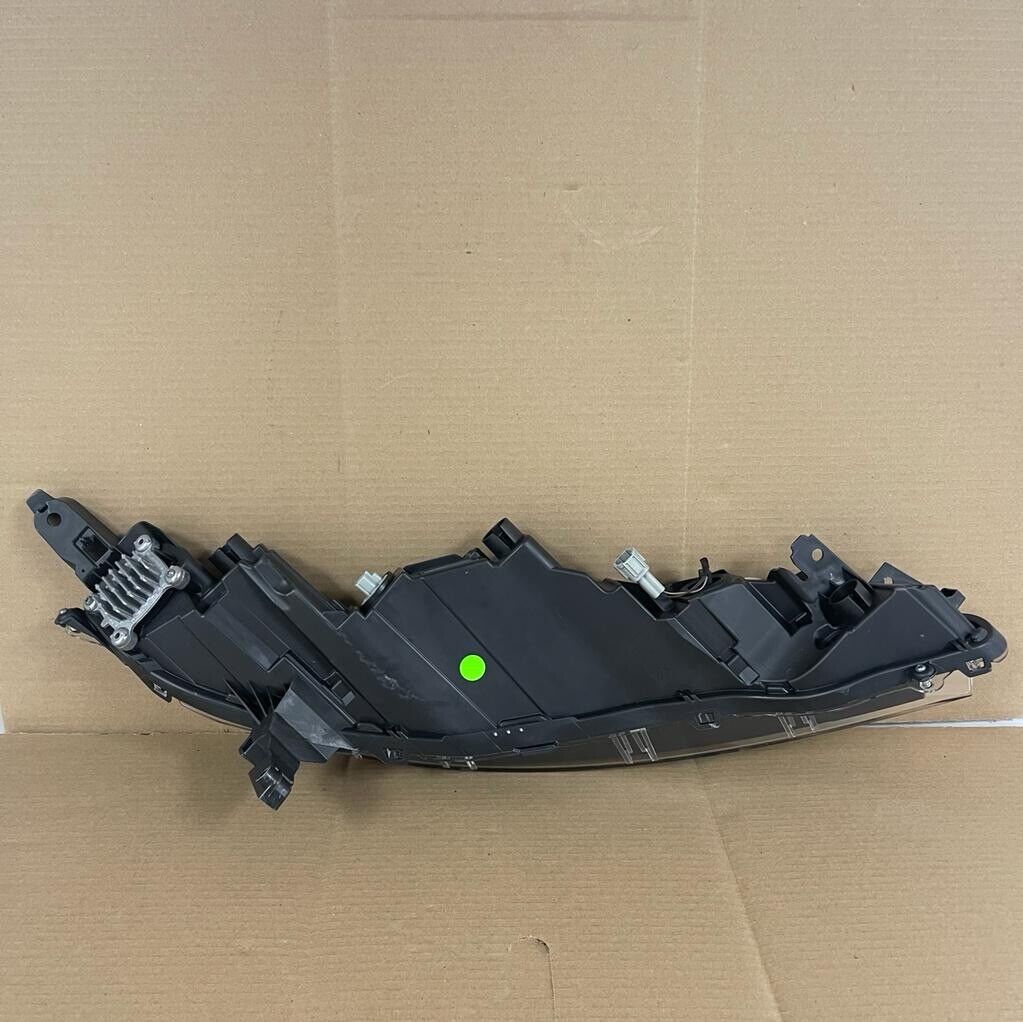 Genuine Nissan Juke Left Nearside Headlight Passenger Side Headlamp 261256pa0a