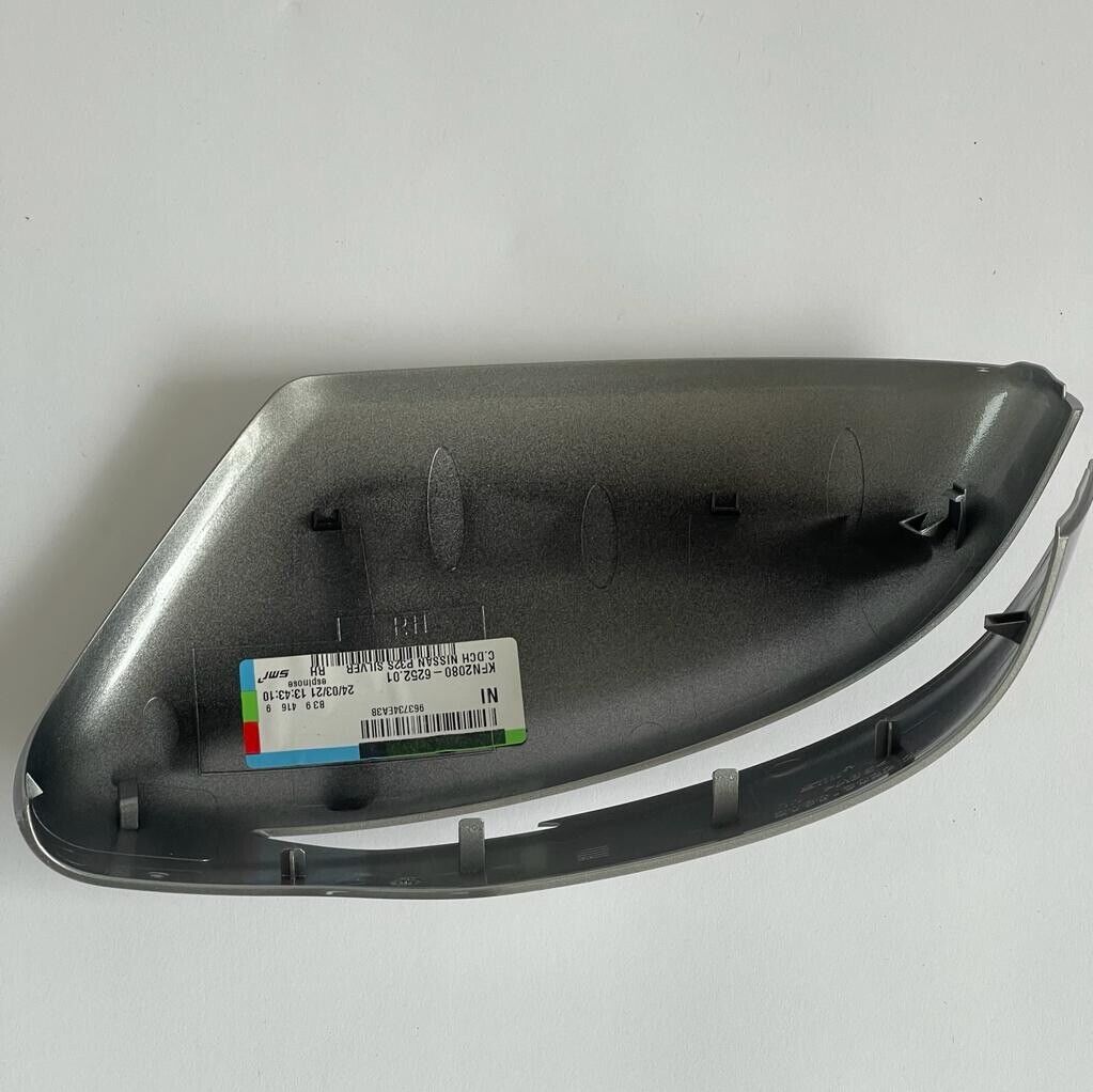 New 2019 Genuine Nissan Qashqai Right Hand Off Side Silver Door Mirror Cover Cap