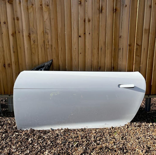 Genuine Jaguar F Type X152 Near Side Left  Hand Front Door White