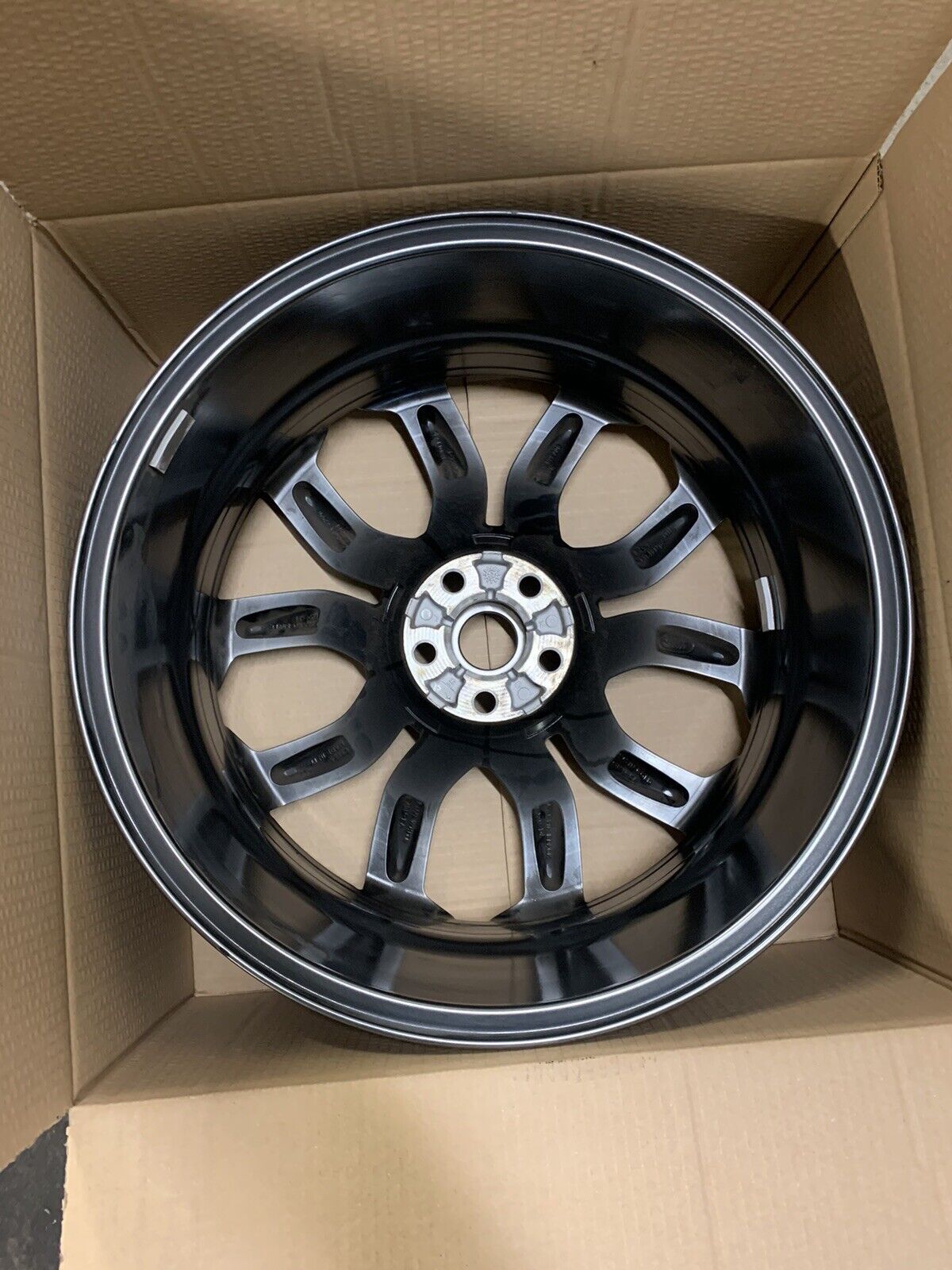 Genuine Range Rover Evoque 20" Shadow Chrome Alloy 8Jx20 Offset 45