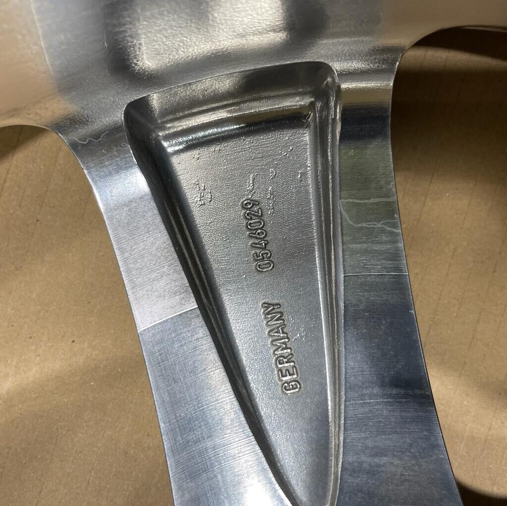 Genuine Jaguar XK Xkr 20" Front Cremona 8.5J X 20” Polished SilverC2P10530