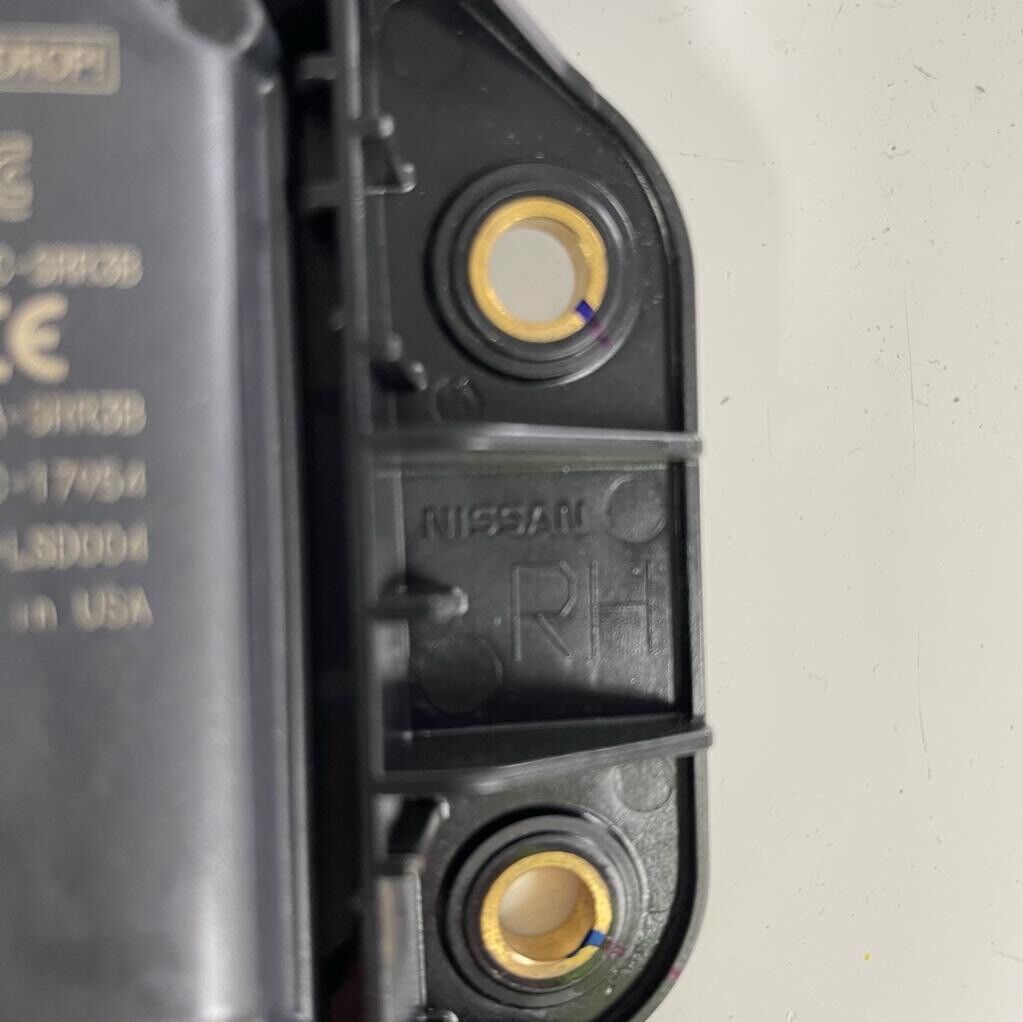 New Genuine Nissan Qashqai Blind Spot Sensor Rh 284K0 HV00A