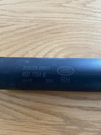 New Genuine Land Rover Discovery 5 Powered Handsfree RH Tailgate Strut LR126175