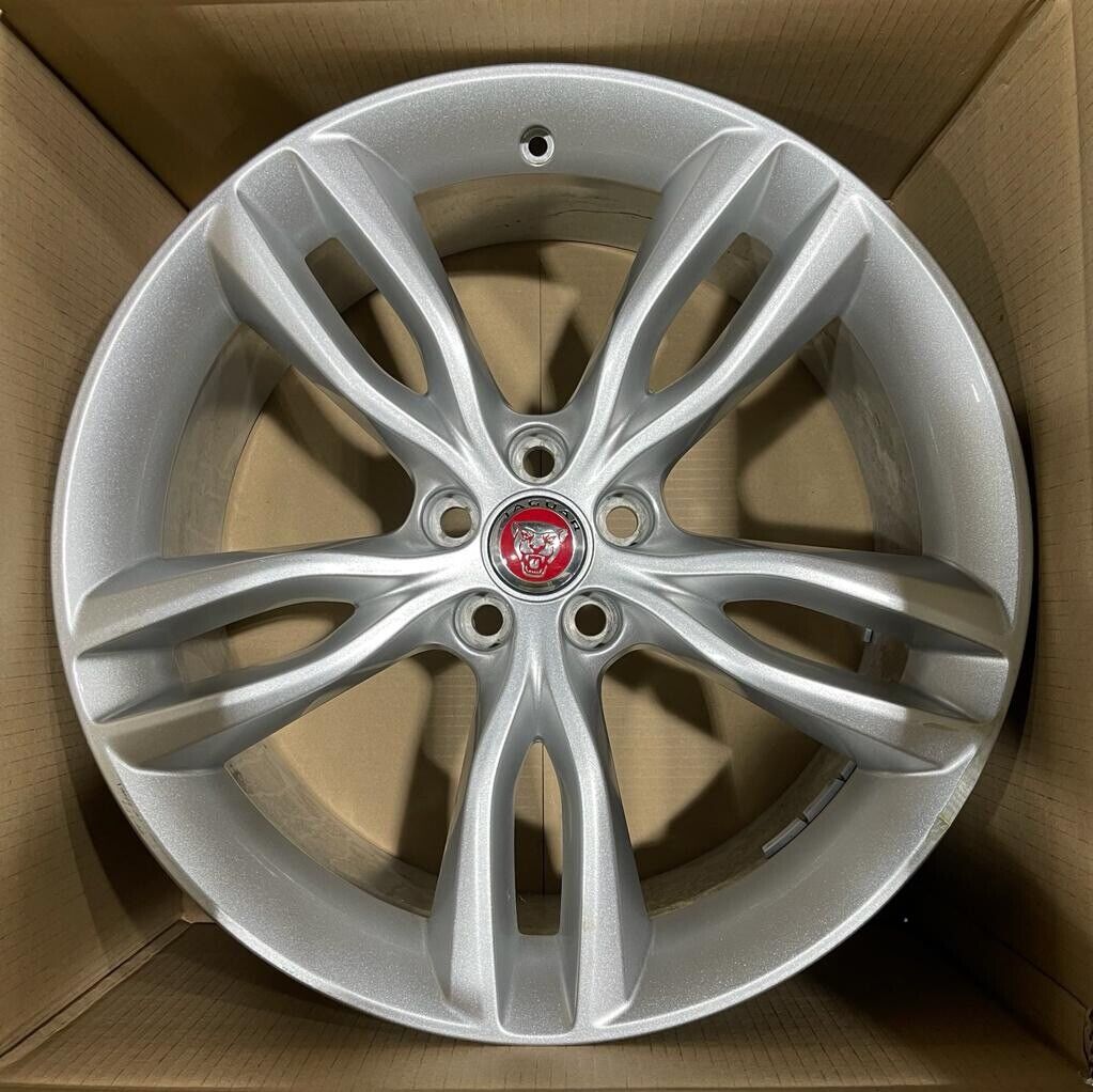 Genuine Jaguar 20” Xf Xfr X260 Silver Star Alloy Wheel